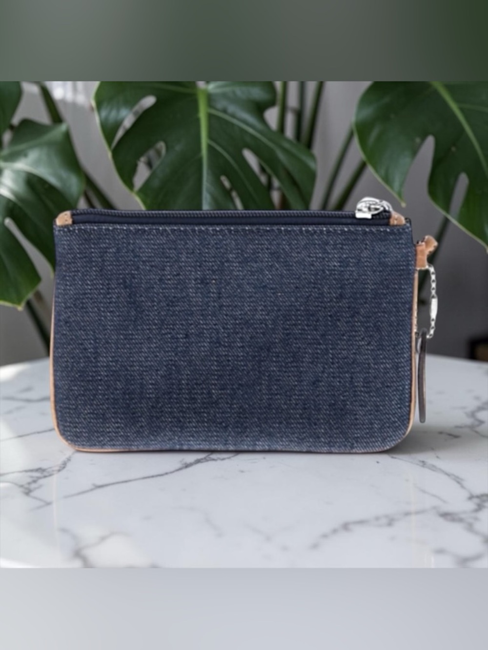 💙COACH💙Vintage Y2K Denim & Vachetta Leather Wristlet/EUC - Picture 2 of 9